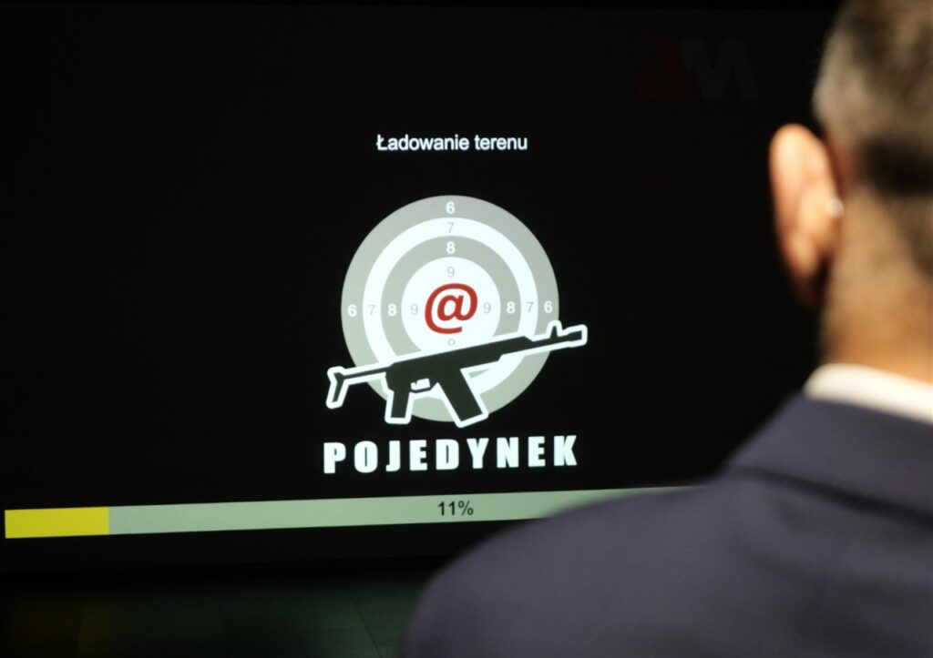 Wirtualna strzelnica w Zespole Placówek Oświatowych w Siedlisku. System szkolno-treningowy POJEDYNEK.