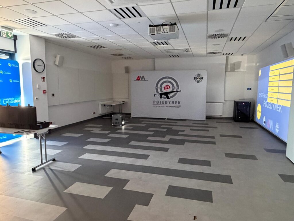 Prezentacja wirtualnej strzelnicy POJEDYNEK w Parku Technologii Kosmicznych